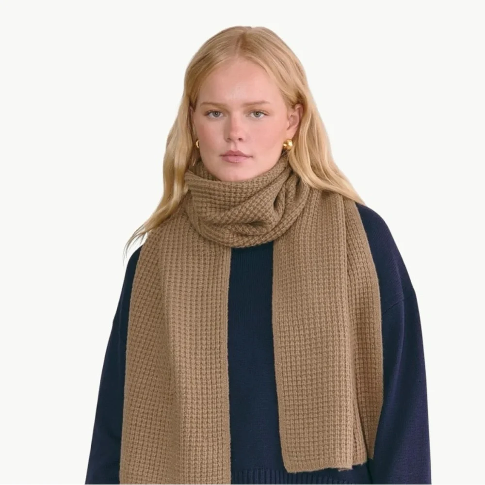 Everlane The Waffle Knit Scarf 100% Wool | RWS Certified | One Size | Camel Tan - Picture 1 of 7